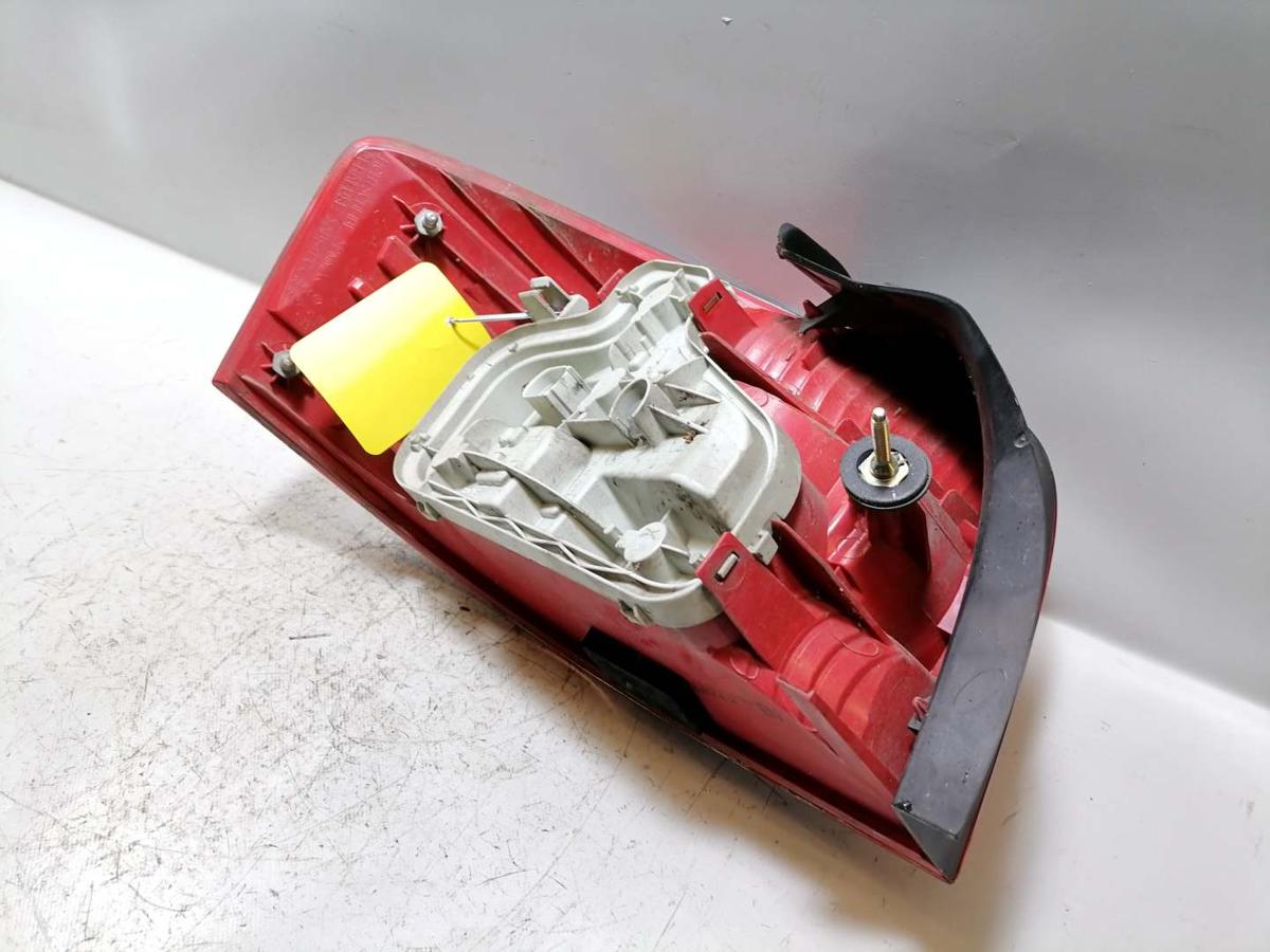 Audi A3 8P original R&uuml;cklicht R&uuml;ckleuchte Schlussleuchte rechts 3-T&uuml;rer Bj.2004